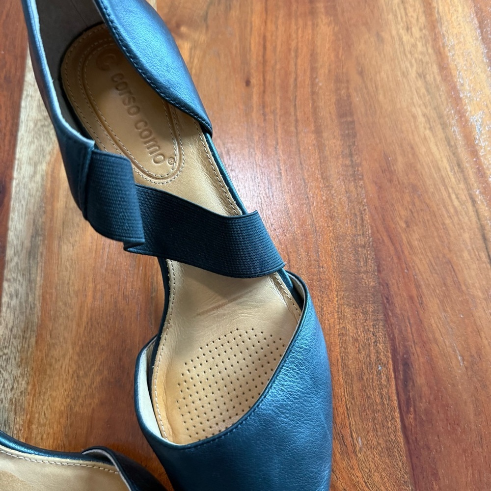 Corso Como Black Pointed Heels with Elastic Strap - Picture 9 of 11